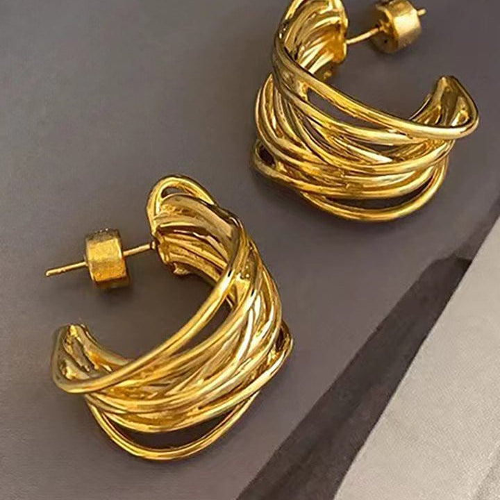 Moon 45 Elegant C-Shaped Hoop Earrings