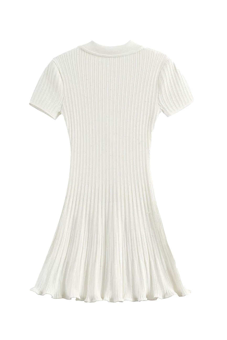 Moon 45 Elegant Pearl Button Knitted Ruffle Hem Mini Skirt