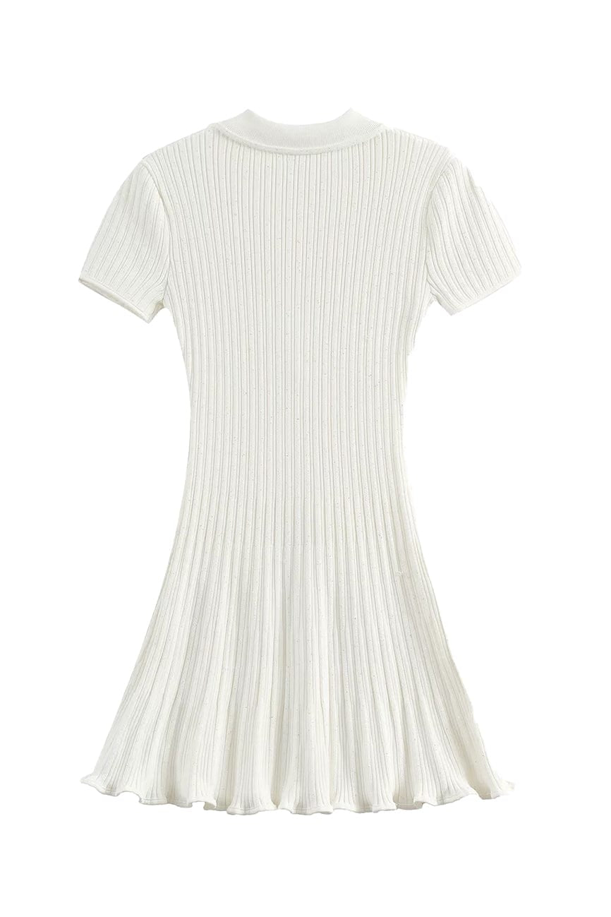 Moon 45 Elegant Pearl Button Knitted Ruffle Hem Mini Skirt