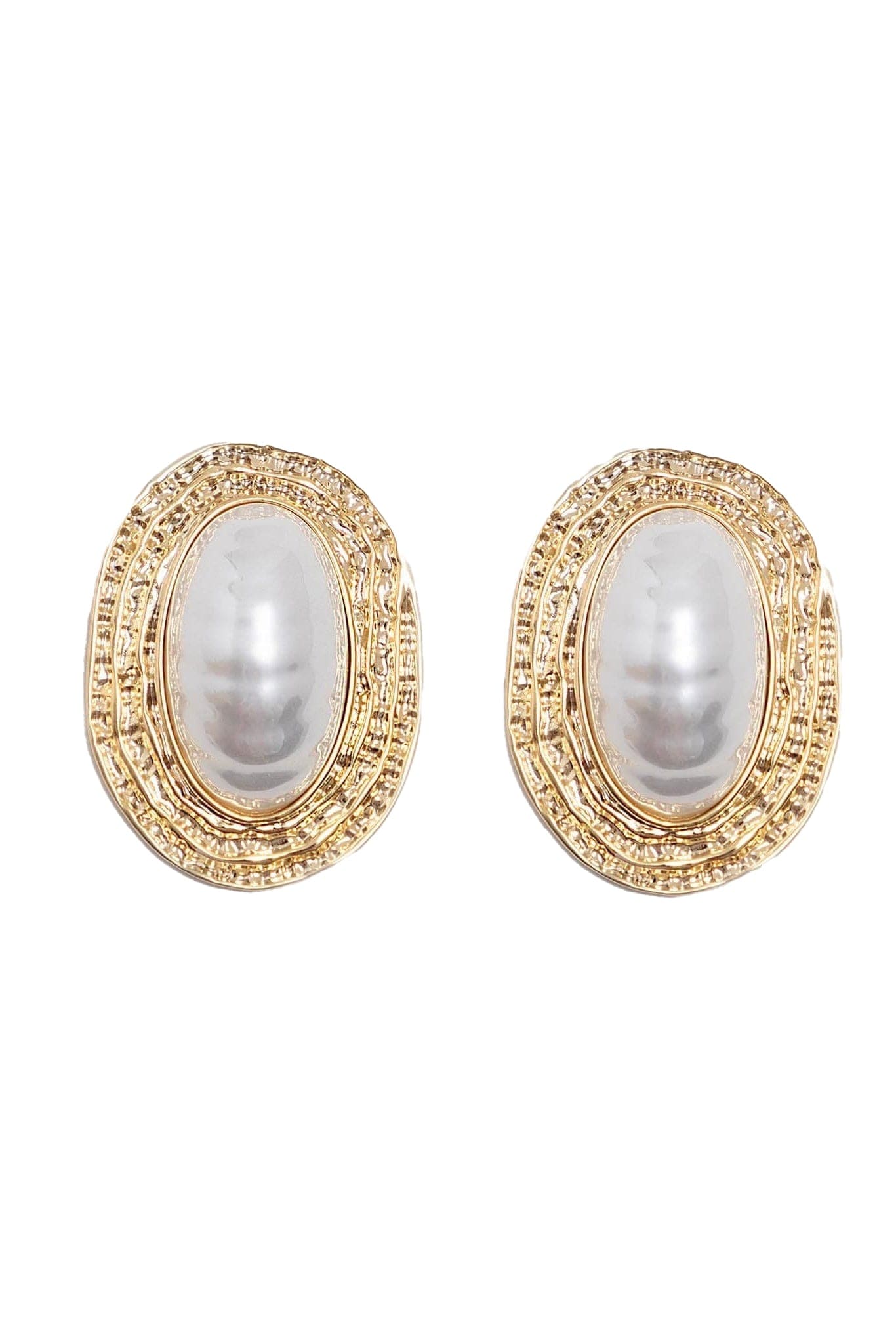 Moon 45 Textured Pearl Stud Earrings