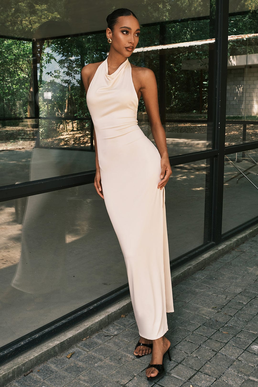 Moon 45 Backless Slit Sleeveless Maxi Dress