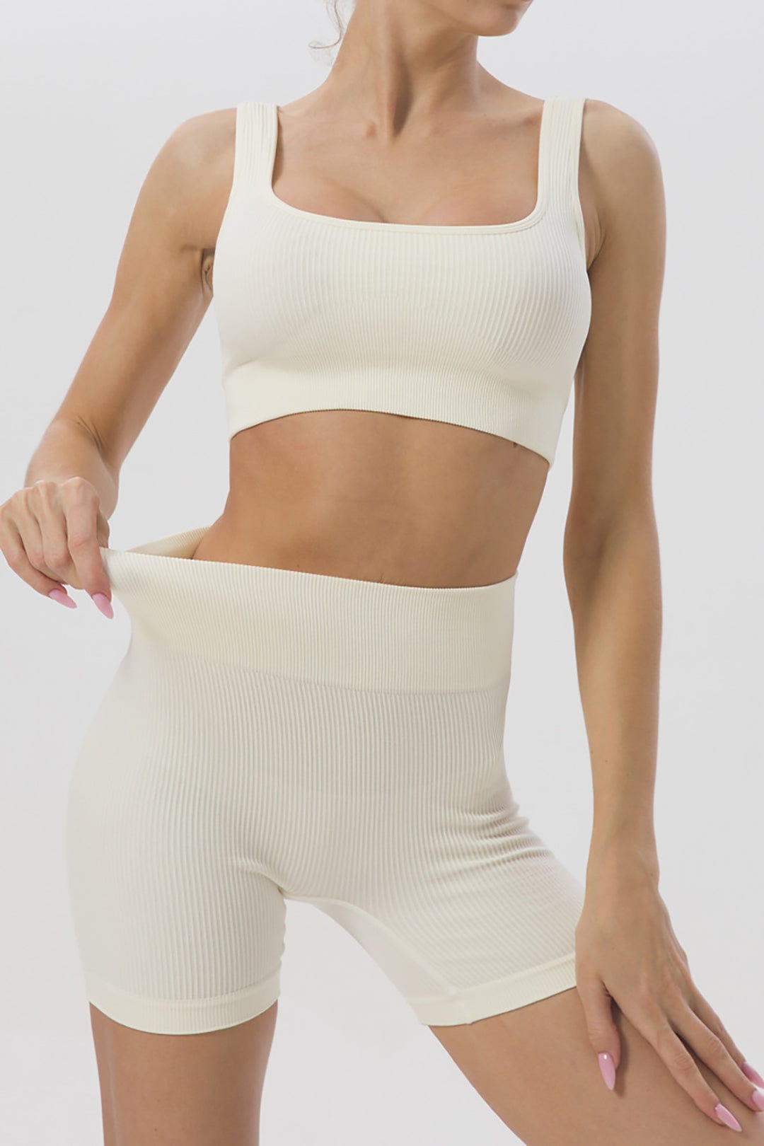 Moon 45 Basic Yoga Tank & Shorts Set