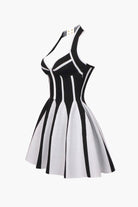 Moon 45 Contrast Knitted Halter Dress